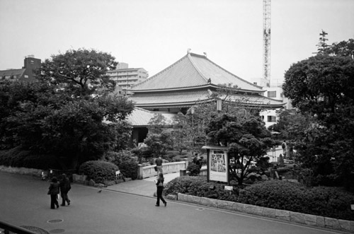 Senso-ji surroundings