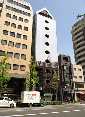 Ebisu building & toy van!