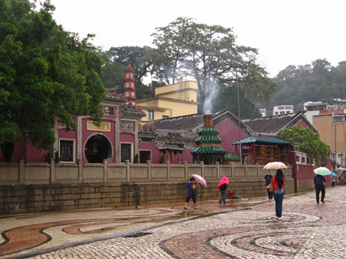 BARRA TEMPLE