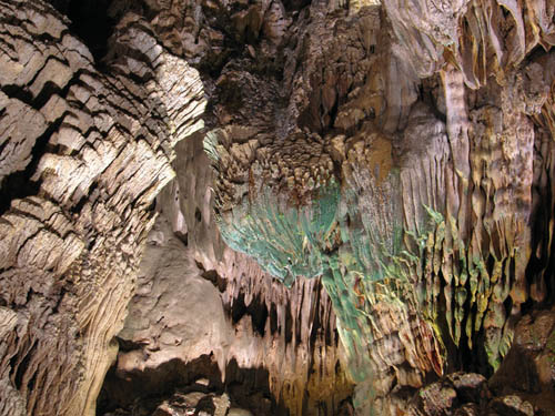 Phong Nha Cave