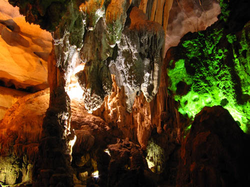 Tien Son Cave